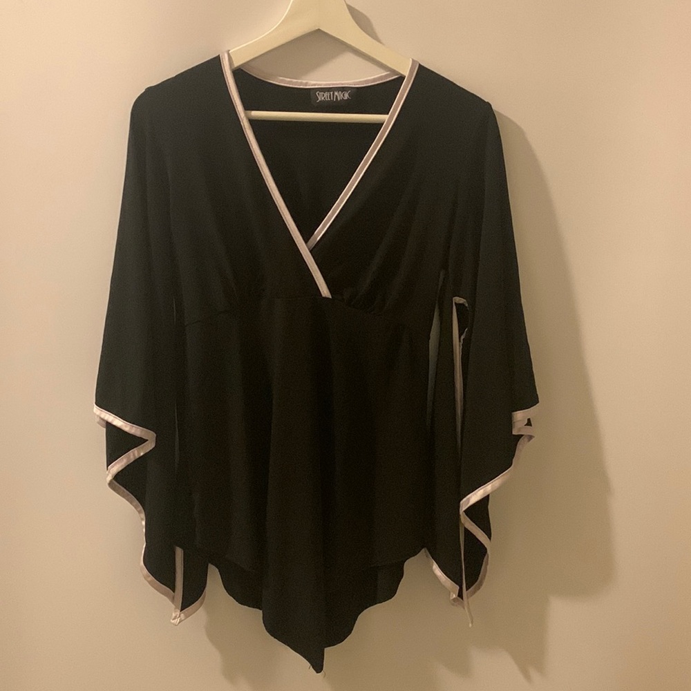 Street Magic Women Shirt Sz large